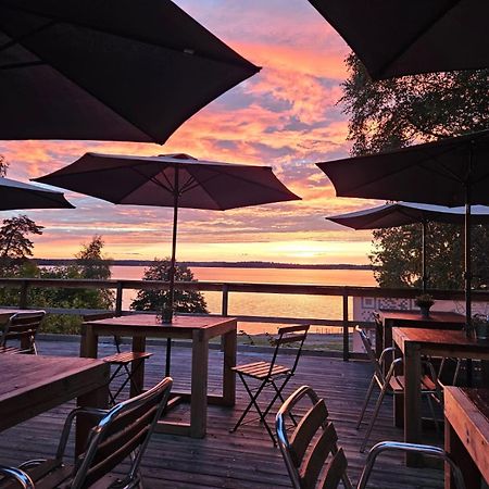 Kallhaellsbaden Strandhotell Jarfalla Buitenkant foto