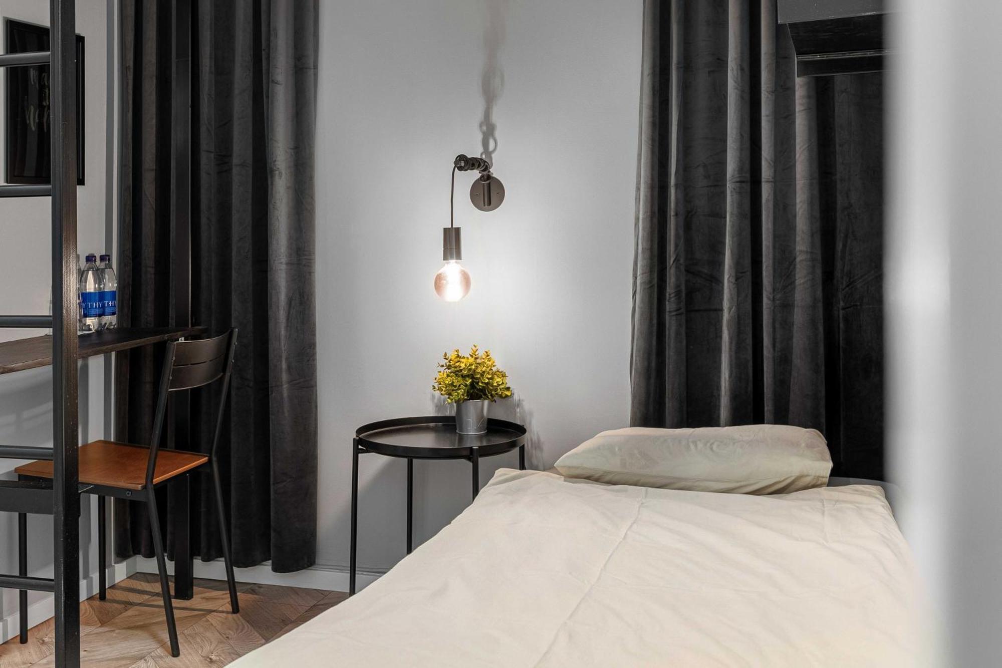 Kallhaellsbaden Strandhotell Jarfalla Buitenkant foto
