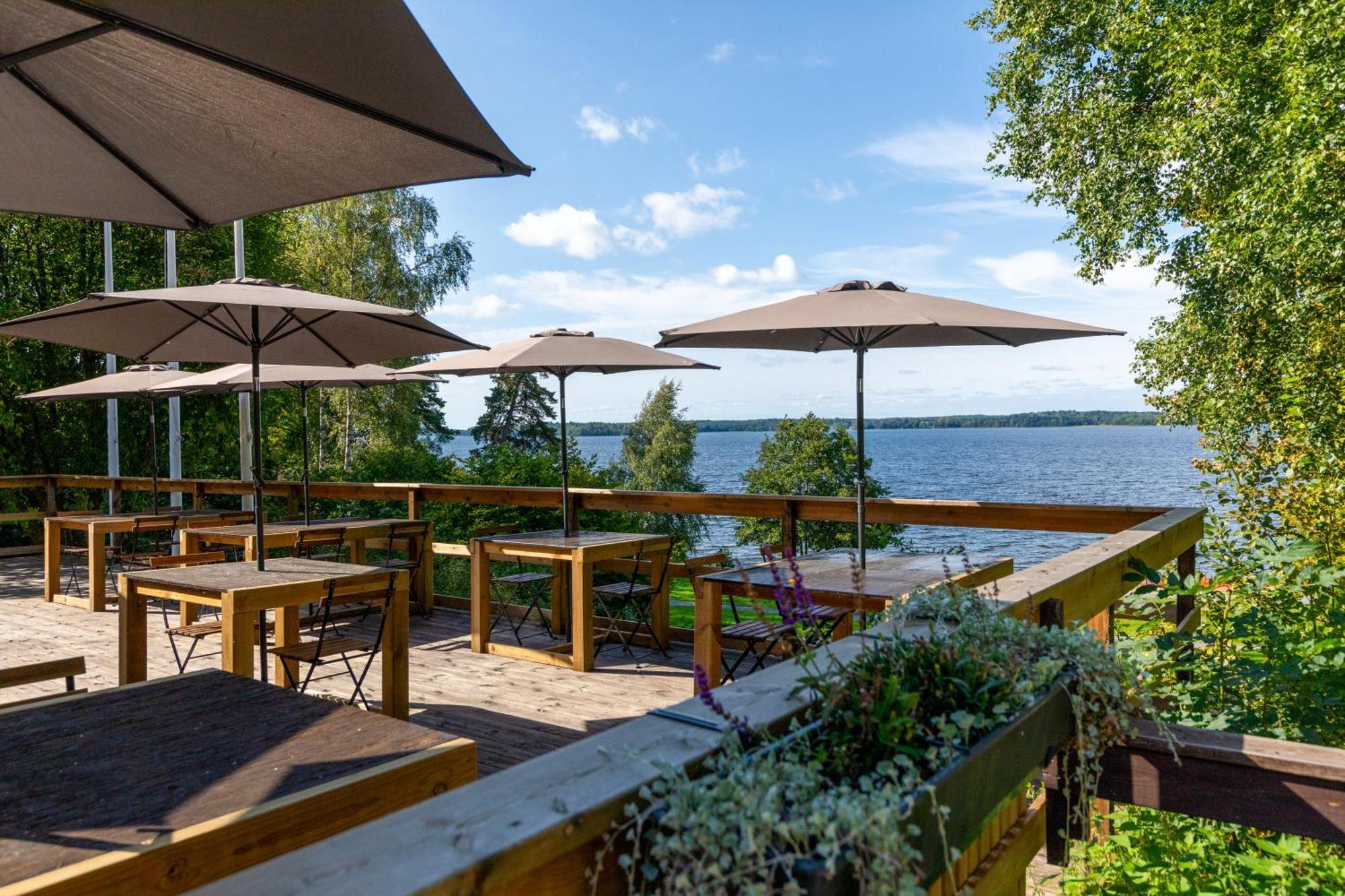 Kallhaellsbaden Strandhotell Jarfalla Buitenkant foto